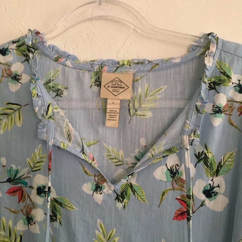 St. John's Bay Blue Floral V Neck Tunic Top Large - Picture 3 of 8